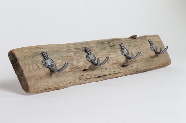 driftwood hanger